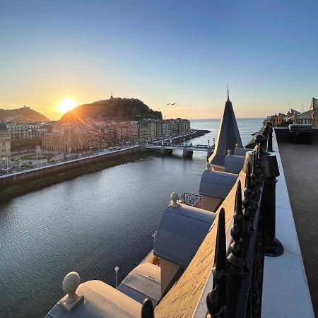 Deluxe Apt-Views To Historic Maria Cristina Hotel San Sebastián Exterior photo