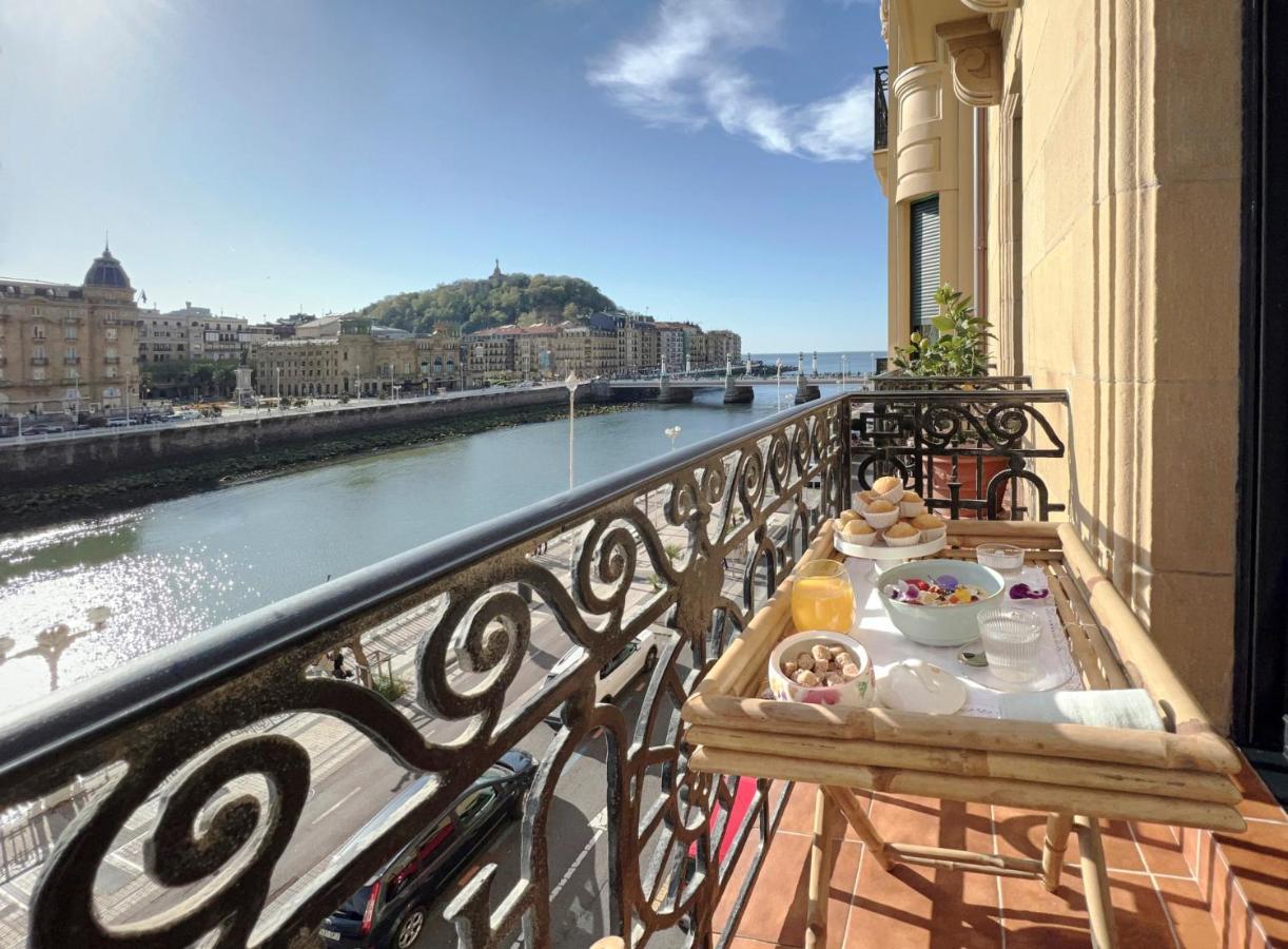 Deluxe Apt-Views To Historic Maria Cristina Hotel San Sebastián Exterior photo