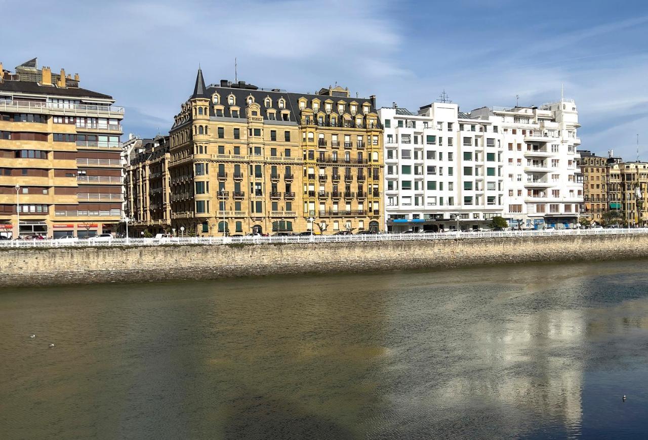 Deluxe Apt-Views To Historic Maria Cristina Hotel San Sebastián Exterior photo